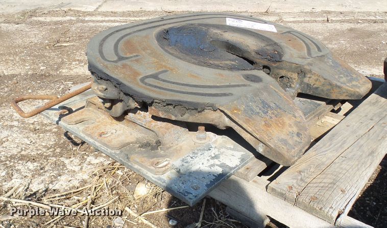 image for item DL0872 Fifth wheel plate