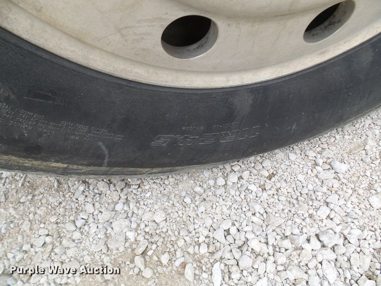 image for item DL0903 1987 International F9370  semi truck