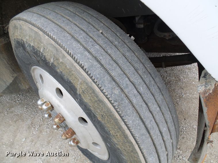 image for item DL0903 1987 International F9370  semi truck