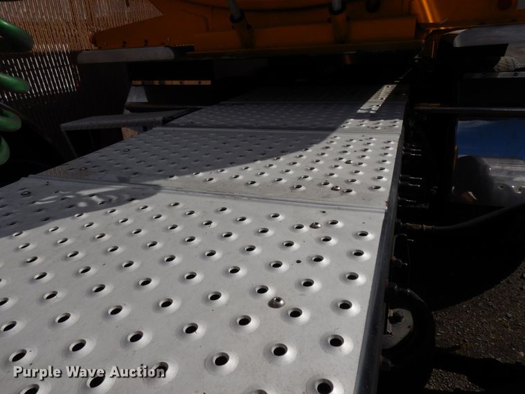 image for item DM2873 2018 Freightliner Cascadia 125  semi truck