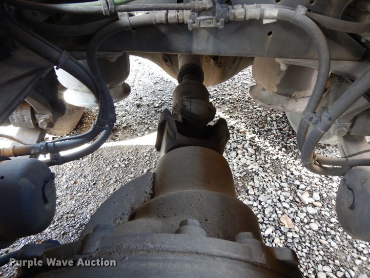 image for item DM2873 2018 Freightliner Cascadia 125  semi truck