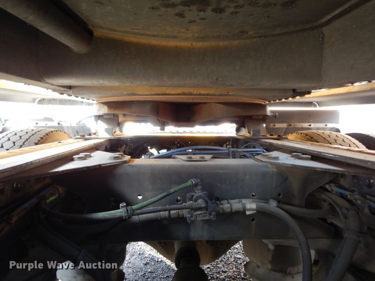 image for item DM2873 2018 Freightliner Cascadia 125  semi truck