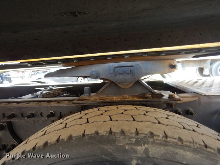 image for item DM2873 2018 Freightliner Cascadia 125  semi truck