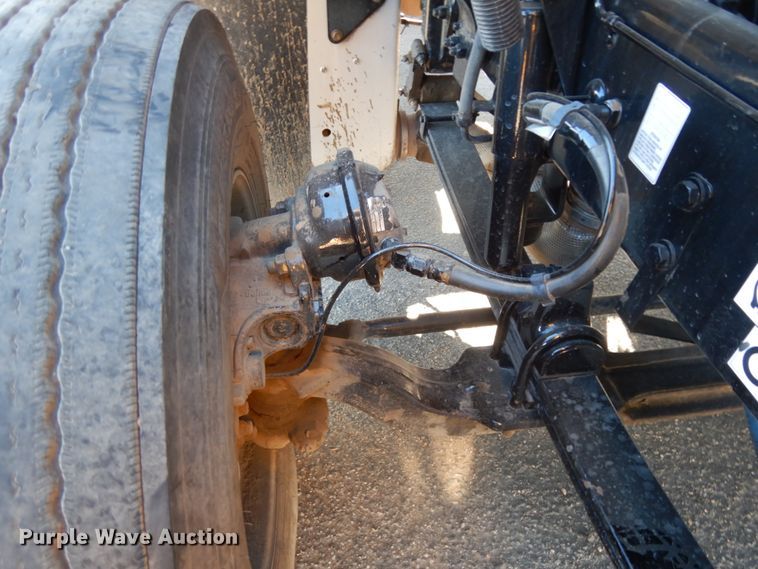 image for item DM2874 2016 Peterbilt 579  semi truck