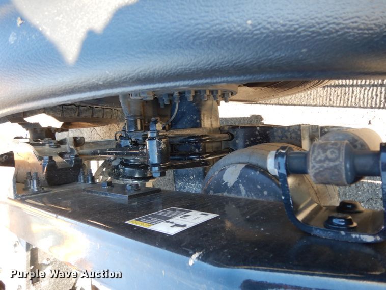 image for item DM2874 2016 Peterbilt 579  semi truck