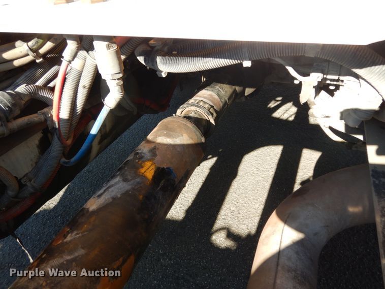 image for item DM2874 2016 Peterbilt 579  semi truck