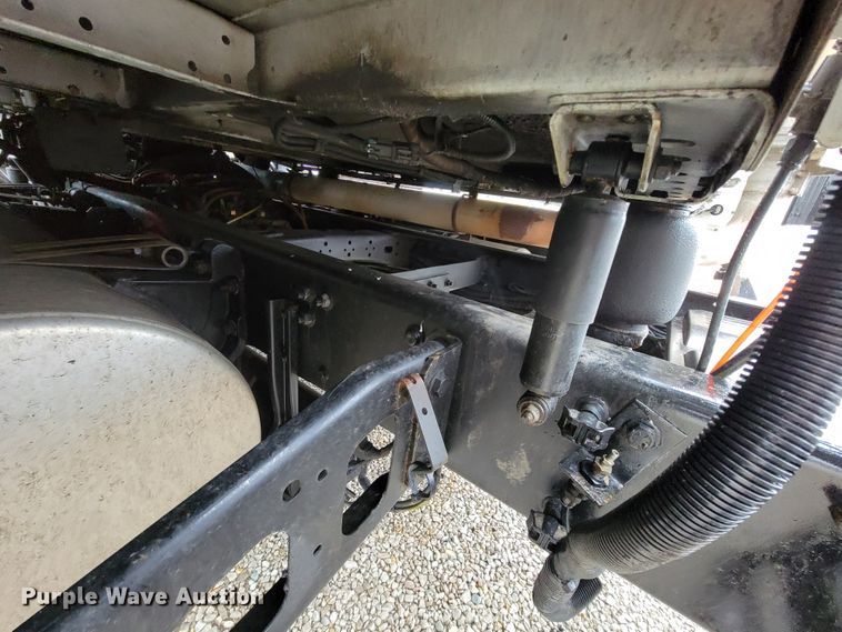 image for item FL9099 2013 Freightliner Columbia  Glider semi truck