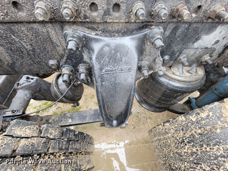 image for item FL9099 2013 Freightliner Columbia  Glider semi truck