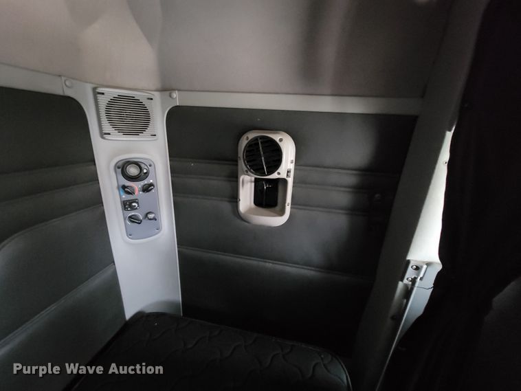 image for item FL9100 2012 Freightliner Columbia  Glider semi truck