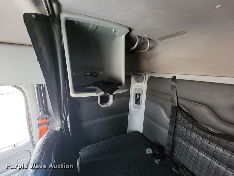 image for item FL9100 2012 Freightliner Columbia  Glider semi truck