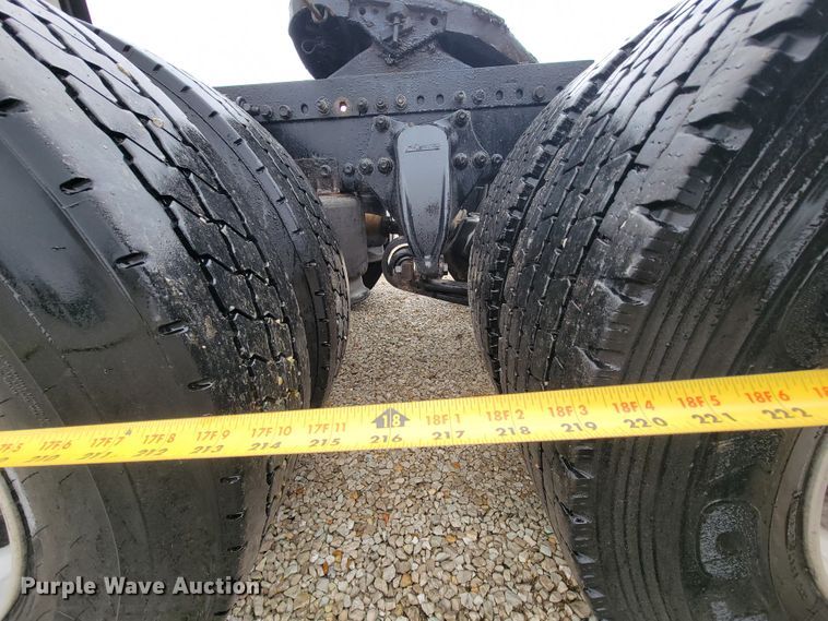 image for item FL9100 2012 Freightliner Columbia  Glider semi truck