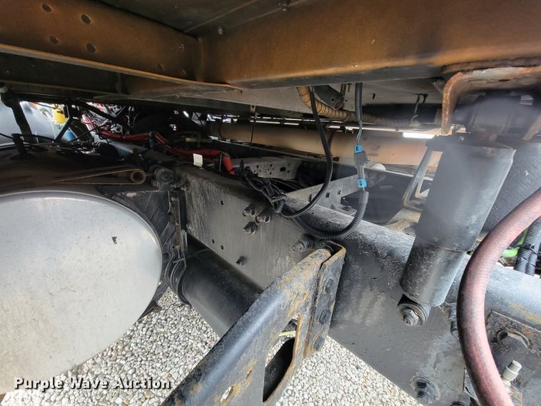 image for item FL9100 2012 Freightliner Columbia  Glider semi truck