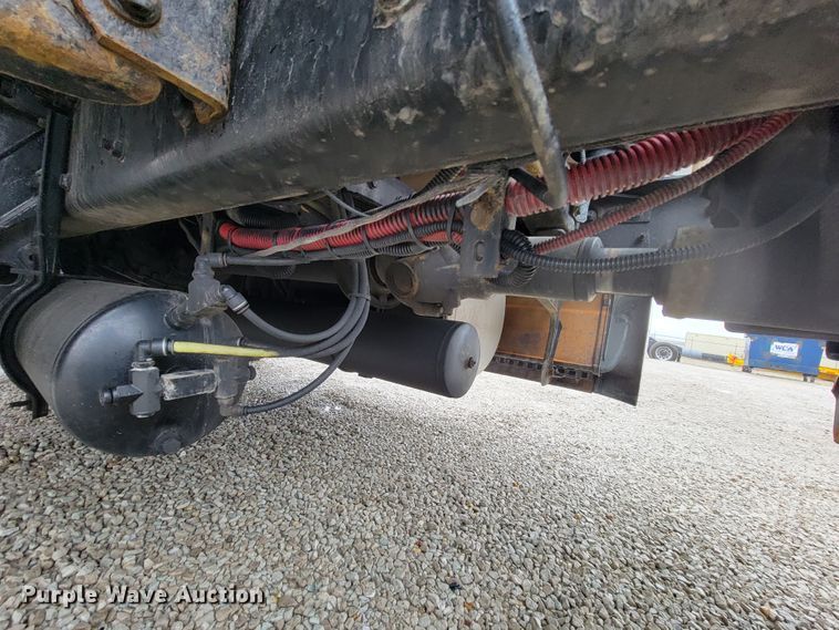 image for item FL9100 2012 Freightliner Columbia  Glider semi truck