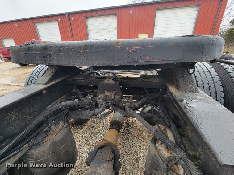 image for item FL9100 2012 Freightliner Columbia  Glider semi truck