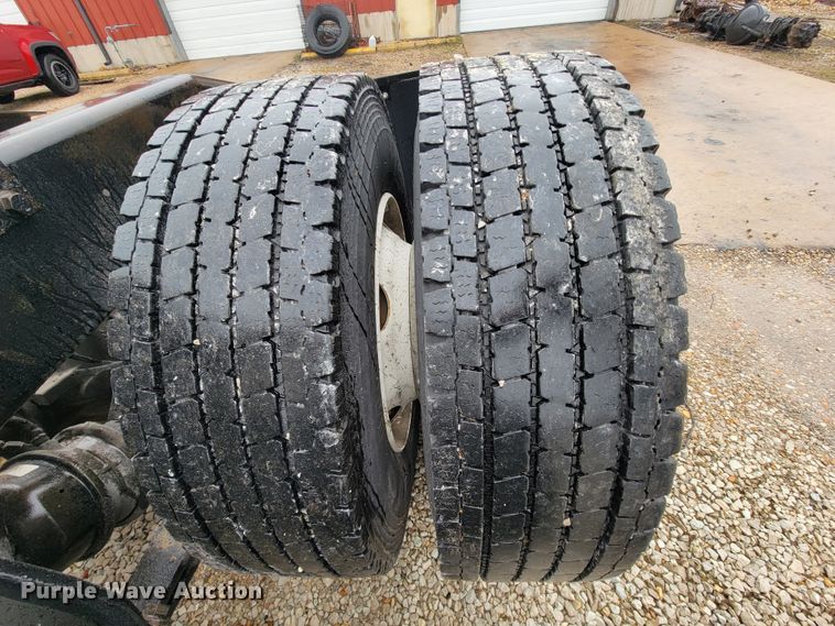 image for item FL9100 2012 Freightliner Columbia  Glider semi truck