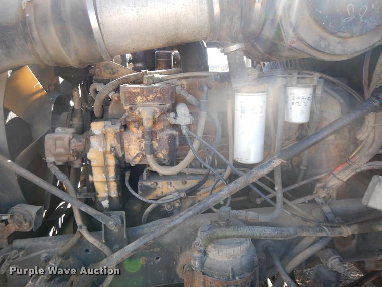 image for item GG9445 1988 Freightliner FLC  semi truck