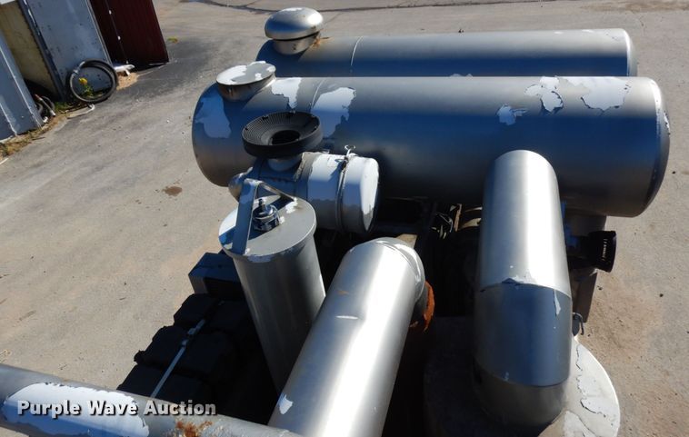 image for item HD9079 1997 Presvac Systems Limited vacuum trailer