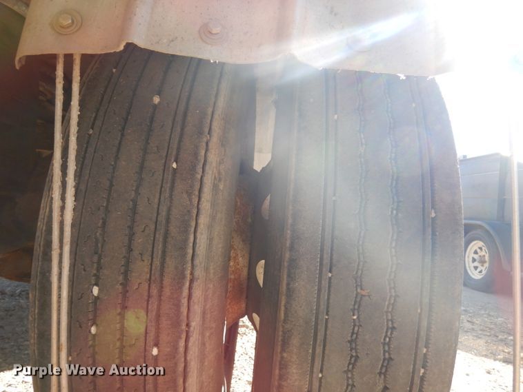 image for item HD9079 1997 Presvac Systems Limited vacuum trailer