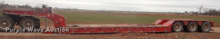 image for item HG9988 2002 Eager Beaver lowboy equipment trailer
