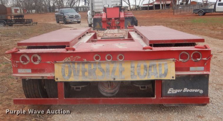 image for item HG9988 2002 Eager Beaver lowboy equipment trailer