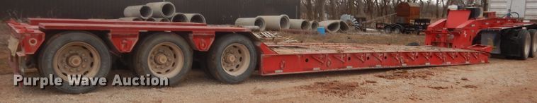image for item HG9988 2002 Eager Beaver lowboy equipment trailer