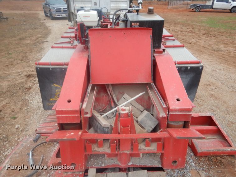 image for item HG9988 2002 Eager Beaver lowboy equipment trailer