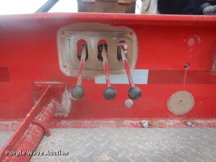 image for item HG9988 2002 Eager Beaver lowboy equipment trailer