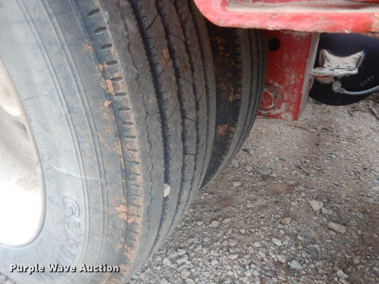 image for item HG9988 2002 Eager Beaver lowboy equipment trailer