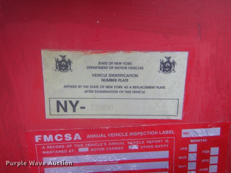 image for item HG9988 2002 Eager Beaver lowboy equipment trailer