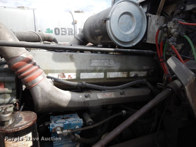 image for item HO9322 1994 Freightliner FLD  semi truck