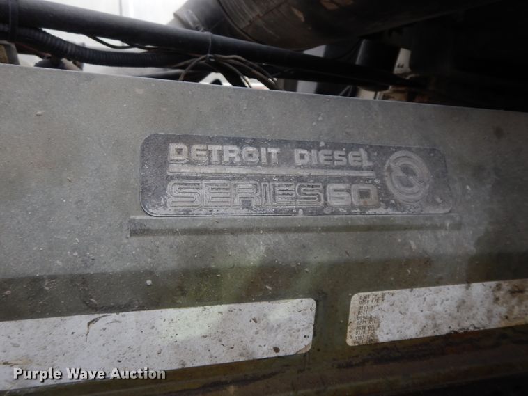 image for item HO9322 1994 Freightliner FLD  semi truck