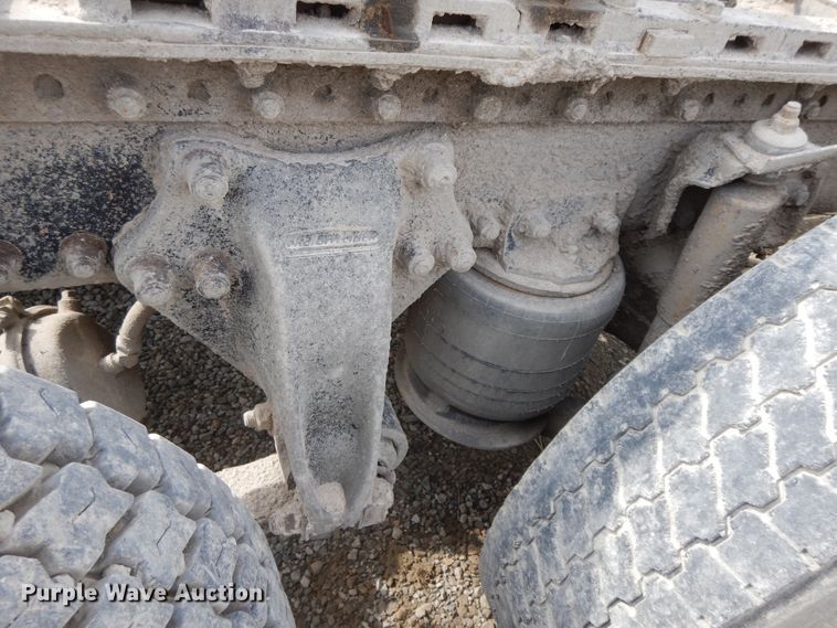 image for item HO9322 1994 Freightliner FLD  semi truck