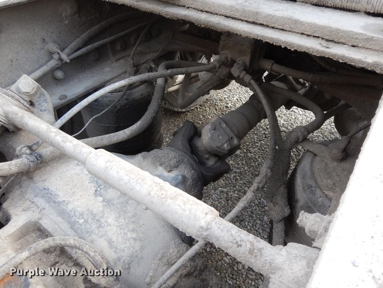 image for item HO9322 1994 Freightliner FLD  semi truck