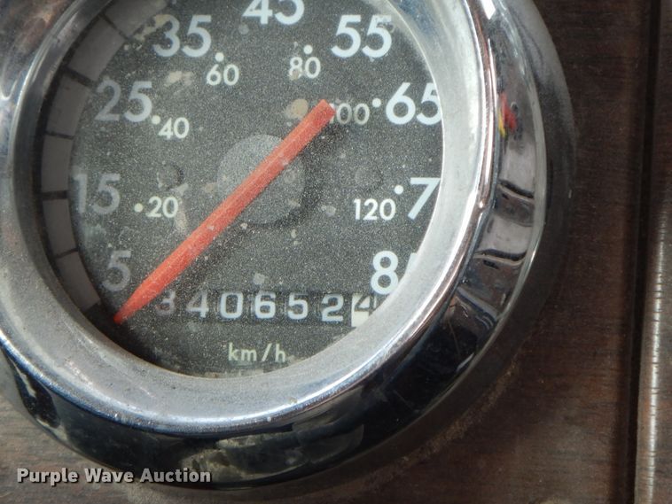 image for item HO9323 1996 Freightliner FLD  semi truck