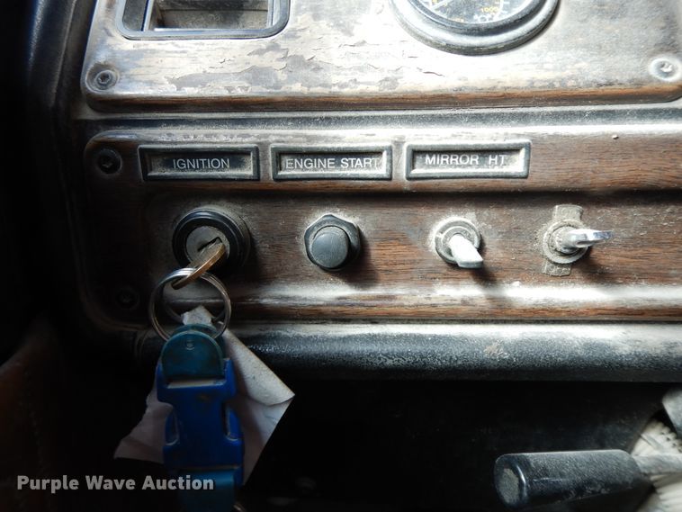 image for item HO9323 1996 Freightliner FLD  semi truck