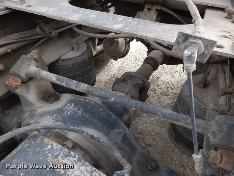 image for item HO9323 1996 Freightliner FLD  semi truck