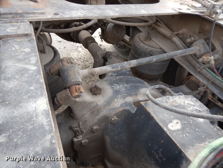 image for item HO9323 1996 Freightliner FLD  semi truck