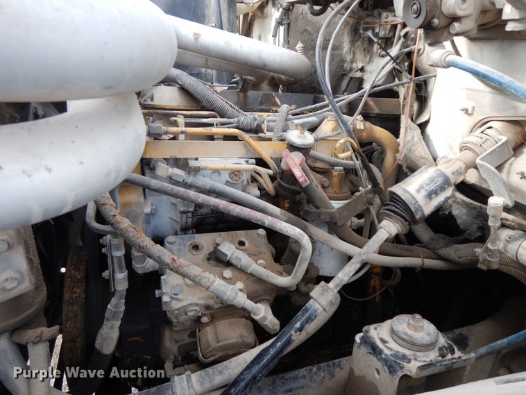 image for item HO9333 1994 GMC TopKick C6500  semi truck