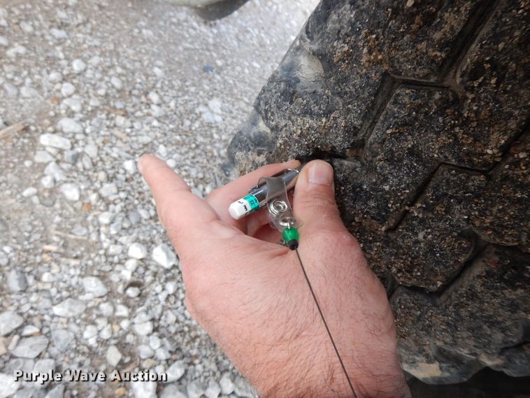 image for item HO9333 1994 GMC TopKick C6500  semi truck