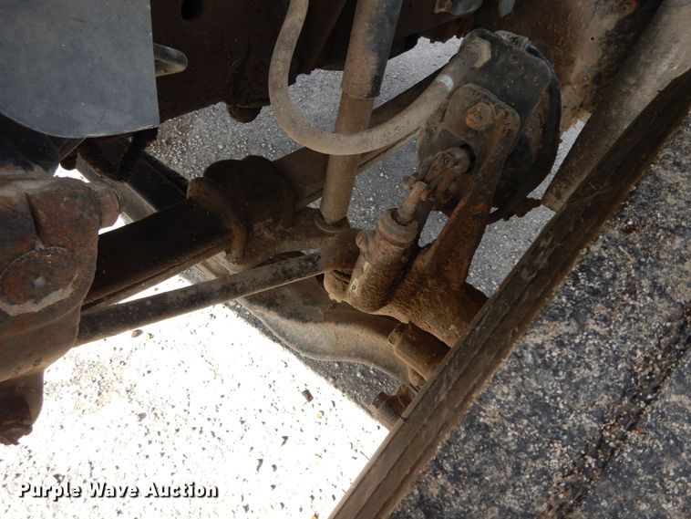 image for item HO9333 1994 GMC TopKick C6500  semi truck