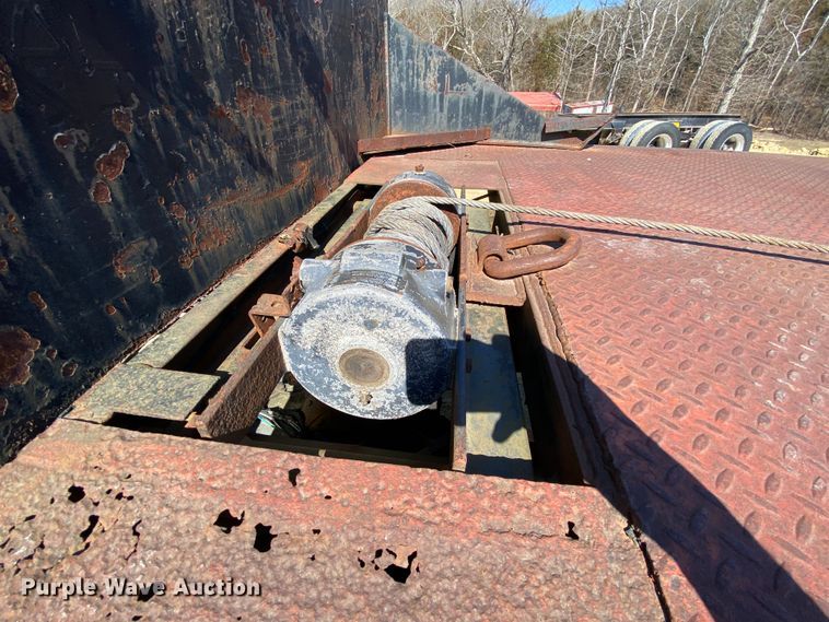 image for item HR9467 1989 Mack MH613  rollback truck