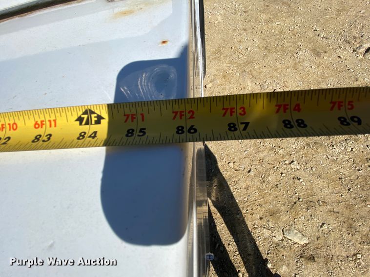 image for item HR9471 1984 Ford 37-2V  tow truck