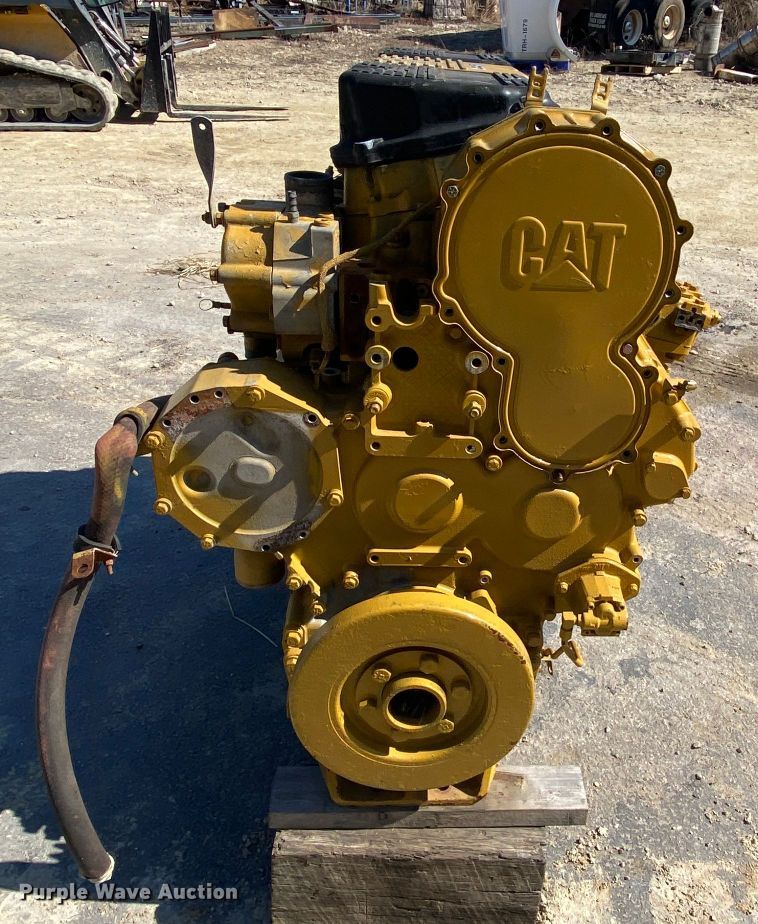 image for item HR9480 Caterpillar C15  engine