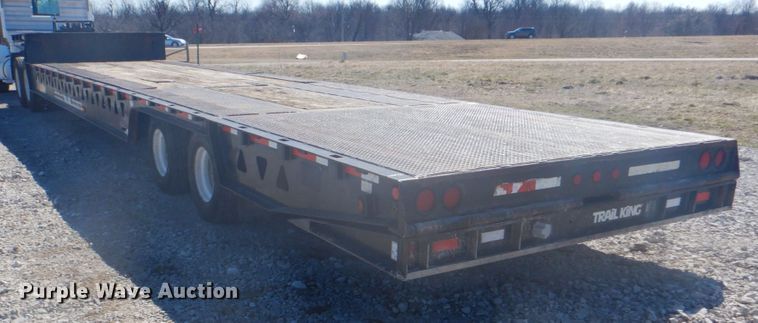 image for item HX9164 2006 Trail King TK70HT-482 drop deck trailer