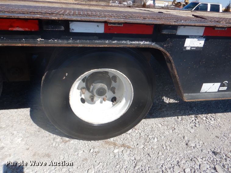 image for item HX9164 2006 Trail King TK70HT-482 drop deck trailer