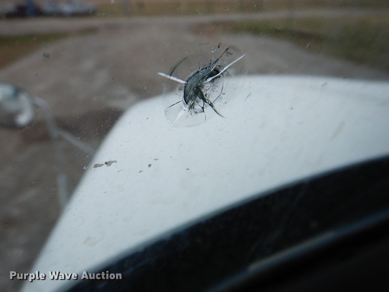 image for item HX9182 2002 Kenworth T800  semi truck