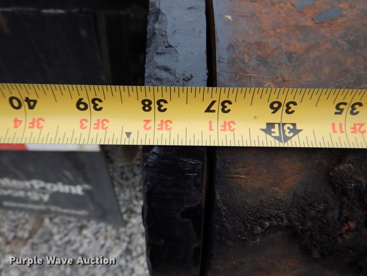 image for item HX9182 2002 Kenworth T800  semi truck