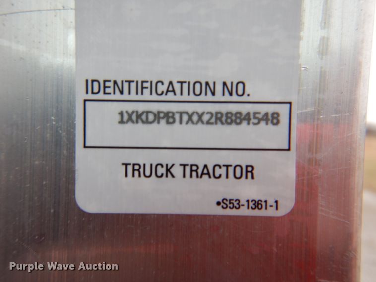 image for item HX9182 2002 Kenworth T800  semi truck