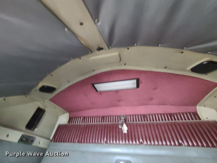 image for item IA9296 1997 Kenworth T600  semi truck