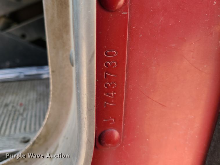 image for item IA9296 1997 Kenworth T600  semi truck